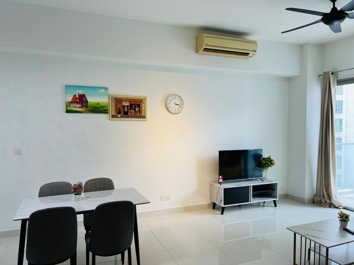 Regalia Upper View By Willow Homes クアラルンプール 部屋 写真