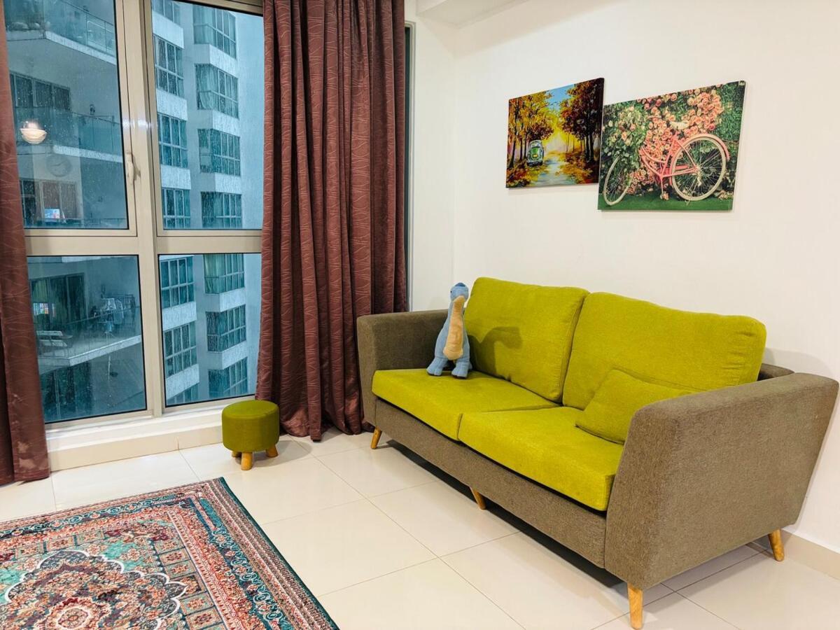 Regalia Upper View By Willow Homes クアラルンプール 部屋 写真