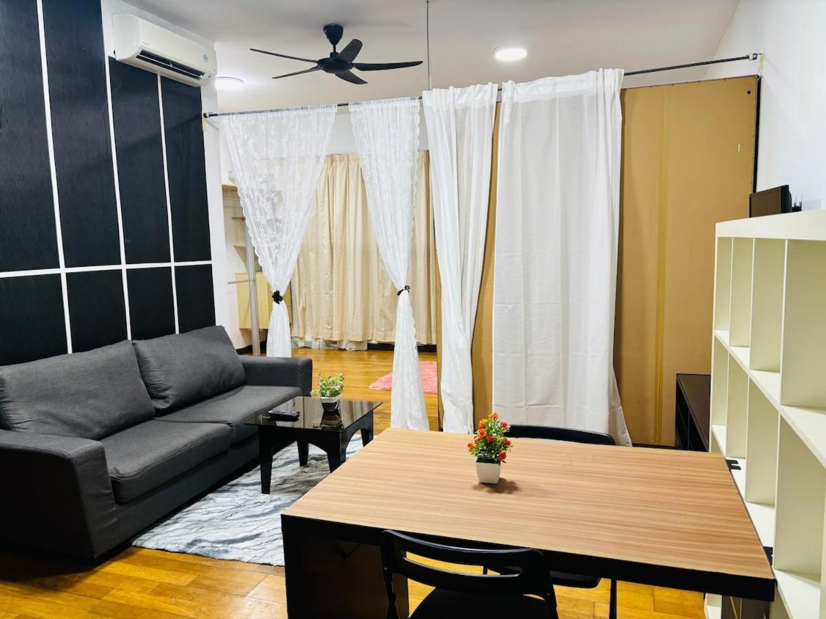 Regalia Upper View By Willow Homes クアラルンプール 部屋 写真