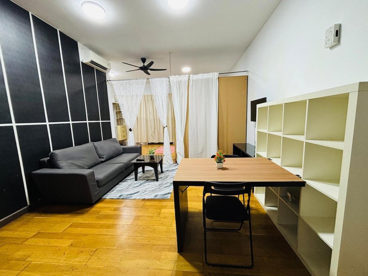 Regalia Upper View By Willow Homes クアラルンプール 部屋 写真